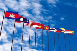Quốc kỳ các quốc gia ASEAN.