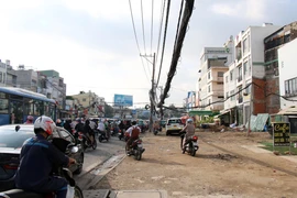 Khu vực ga Bảy Hiền thuộc tuyến Metro số 2 đã có mặt bằng thi công. (Ảnh: Tiến Lực/TTXVN)