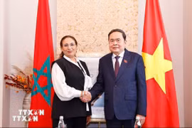 Chủ tịch Quốc hội Trần Thanh Mẫn tiếp bà Lubna Srhiri, Chủ tịch Nhóm Nghị sỹ Hữu nghị Maroc-Việt Nam. (Ảnh: Doãn Tấn/TTXVN)