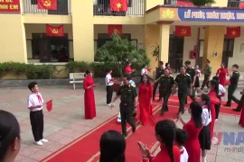 Thái Nguyên: Đại tướng Phan Văn Giang thăm và chúc mừng năm học mới trường Lương Ngọc Quyến