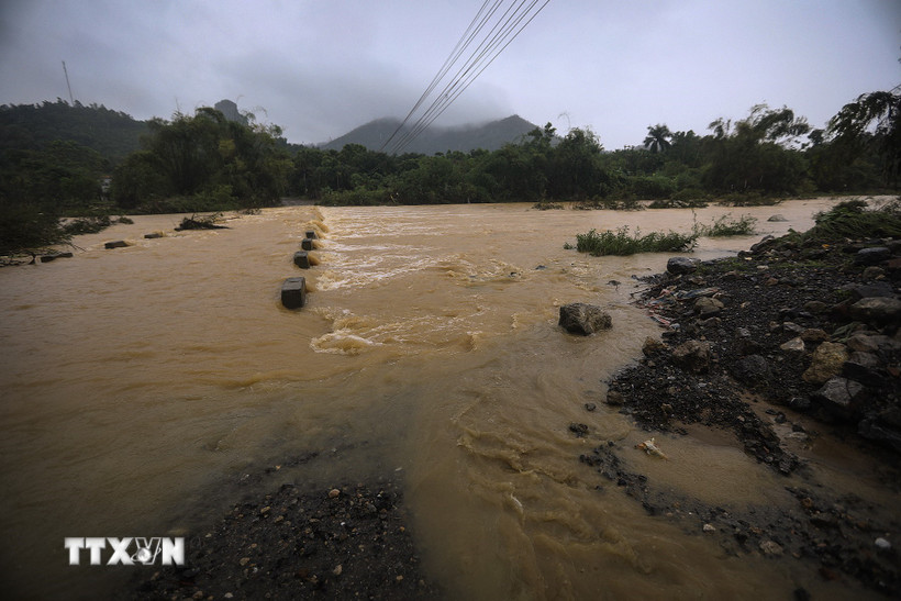 Nước lũ. (Ảnh minh họa: Trọng Đạt/TTXVN)