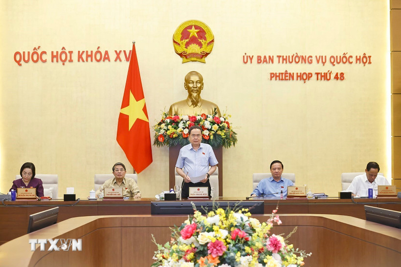 Chủ tịch Quốc hội Trần Thanh Mẫn phát biểu bế mạc Phiên họp thứ 48 của Ủy ban Thường vụ Quốc hội. (Ảnh: Doãn Tấn/TTXVN)