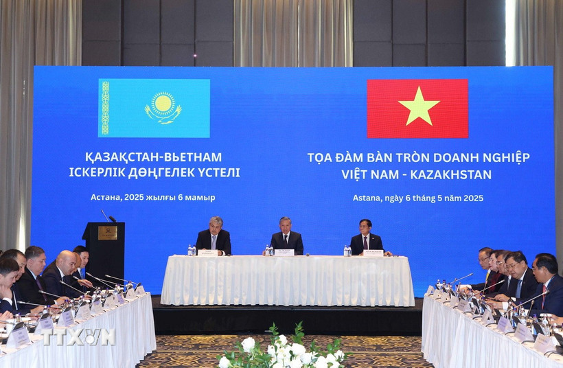 Tổng Bí thư Tô Lâm dự Tọa đàm bàn tròn doanh nghiệp Việt Nam-Kazakhstan. (Ảnh: Thống Nhất/TTXVN)