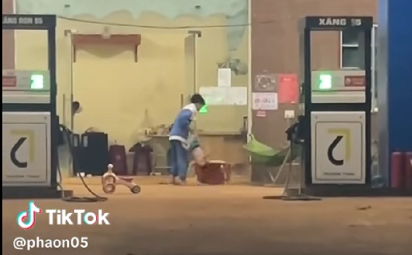 Hình ảnh cắt từ clip.