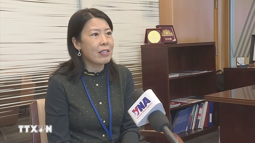 Trưởng Văn phòng Liên hợp quốc về chống Ma túy và Tội phạm (UNODC), bà Xiaohong Li, trả lời phỏng vấn phóng viên TTXVN tại New York. (Ảnh: Hoài Thanh/TTXVN)