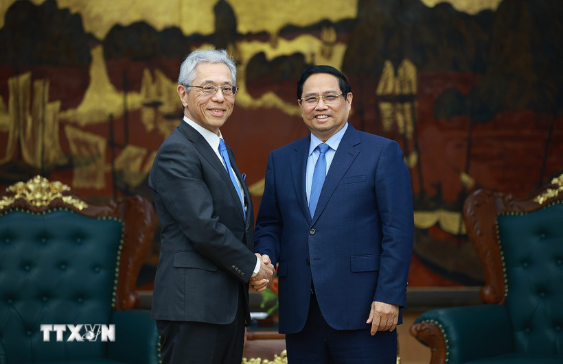 Thủ tướng Phạm Minh Chính tiếp ông Hori Kenichi, Chủ tịch kiêm Tổng Giám đốc điều hành Tập đoàn Mitsui. (Ảnh: Dương Giang/TTXVN)