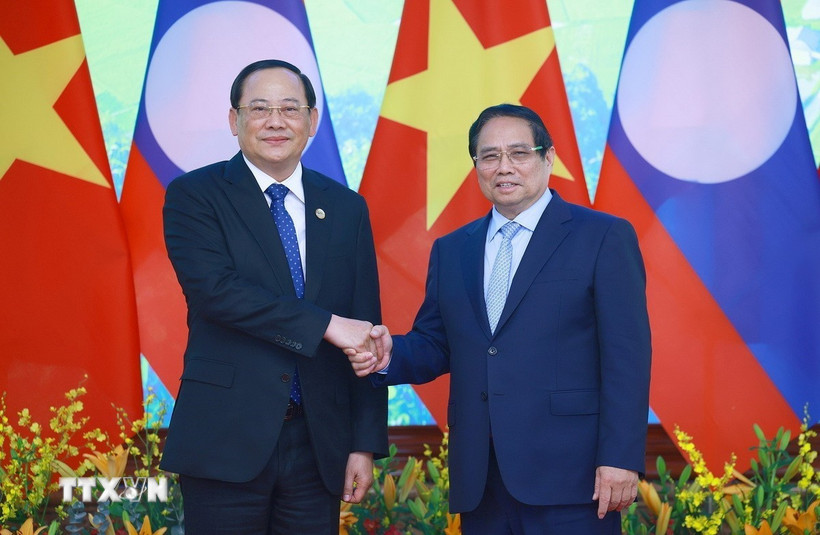 Thủ tướng Phạm Minh Chính hội đàm với Thủ tướng Lào Sonexay Siphandone. (Ảnh: Dương Giang/TTXVN)