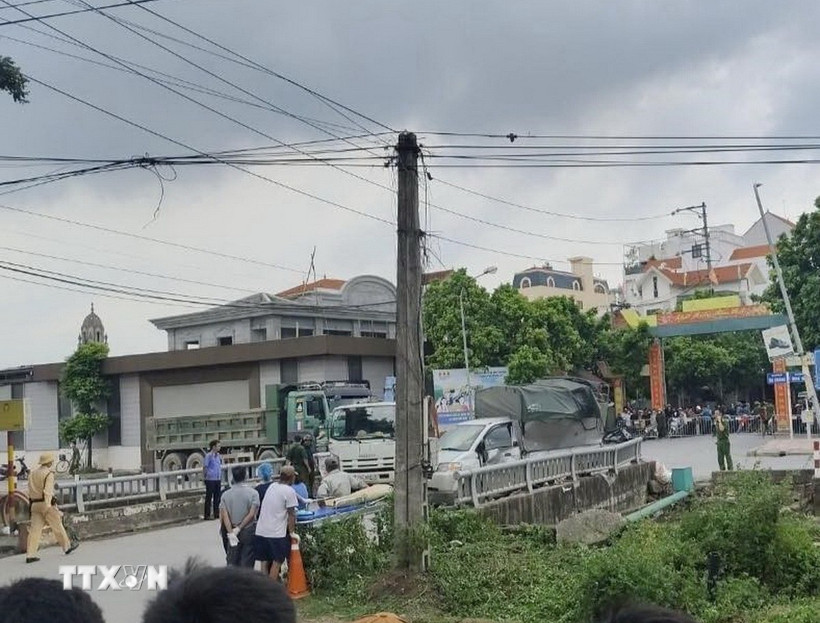 Hiện trường vụ tai nạn. (Ảnh TTXVN phát)