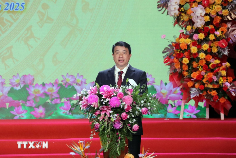 Bí thư Tỉnh ủy Lâm Đồng Y Thanh Hà Niê K'đăm phát biểu. (Ảnh Chu Quốc Hùng/TTXVN)