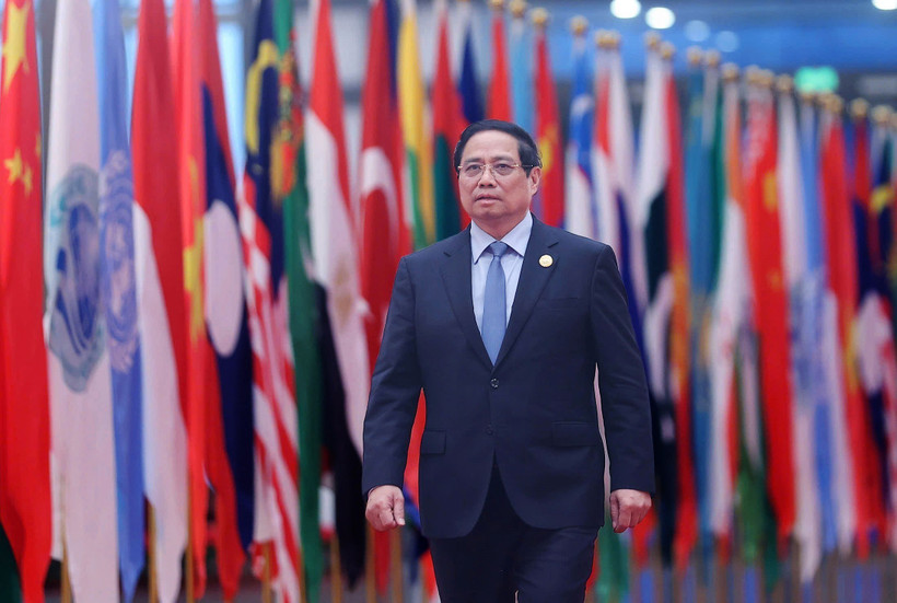 Thủ tướng Phạm Minh Chính đến dự chiêu đãi các Trưởng đoàn tham dự Hội nghị Thượng đỉnh Tổ chức Hợp tác Thượng Hải (SCO) 2025. (Ảnh: Dương Giang/TTXVN)