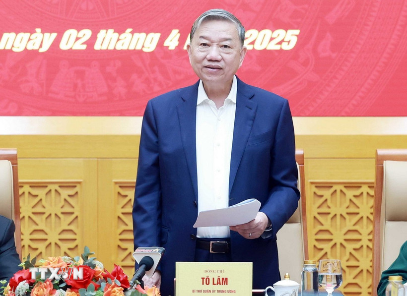 Tổng Bí thư Tô Lâm, Bí thư Quân ủy Trung ương chủ trì Hội nghị Quân ủy Trung ương lần thứ mười ba, nhiệm kỳ 2020-2025. (Ảnh: Thống Nhất/TTXVN)