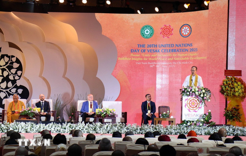 Phiên toàn thể của Hội thảo. (Ảnh: Tiến Lực/TTXVN)