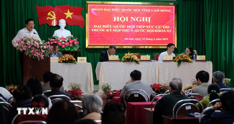 Hội nghị tiếp xúc cử tri thành phố Đà Lạt (Lâm Đồng) với Ủy viên Bộ Chính trị, Bí thư Trung ương Đảng, Trưởng Ban Nội chính Trung ương Phan Đình Trạc và các đại biểu thuộc Đoàn đại biểu Quốc hội khóa XV tỉnh Lâm Đồng, ngày 18/4/2025. (Ảnh: Nguyễn Dũng/TTXVN)