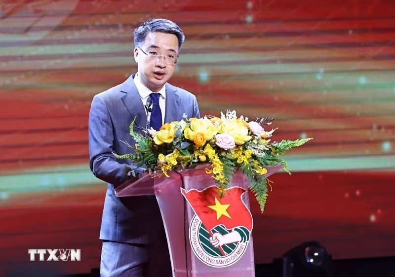 Đồng chí Nguyễn Tường Lâm, Bí thư Ban Chấp hành Trung ương Đoàn, Chủ tịch Hội Liên hiệp Thanh niên Việt Nam phát biểu, ghi nhận kết quả của Diễn đàn và định hướng một số nội dung trọng tâm trong thời gian tới. (Ảnh: Minh Đức/TTXVN)