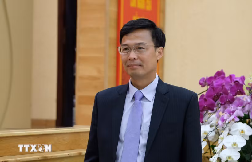 Đồng chí Đinh Văn Tuấn giữ chức Phó Chủ tịch UBND tỉnh Lâm Đồng nhiệm kỳ 2021-2026. (Ảnh: Nguyễn Dũng/TTXVN)