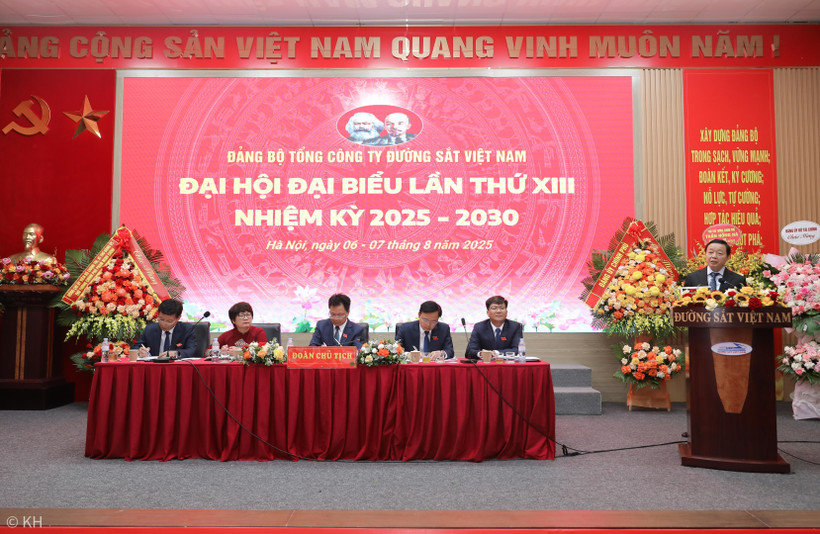 Phó Thủ tướng Trần Hồng Hà phát biểu chỉ đạo Đại hội. (Ảnh: Thành Phương/TTXVN)