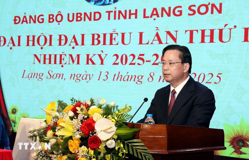 Bí thư Tỉnh ủy Lạng Sơn Hoàng Văn Nghiệm phát biểu chỉ đạo Đại hội. (Ảnh: Văn Đạt/TTXVN)