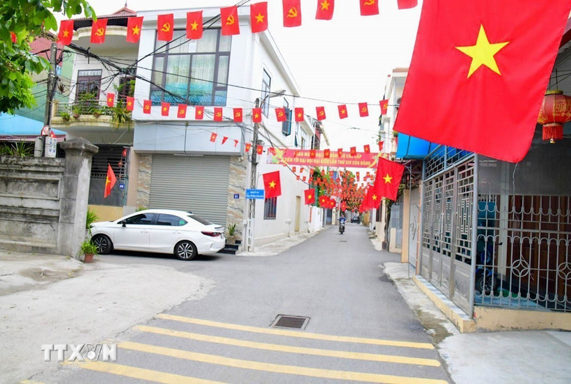 Không khí chào mừng Đại hội đại biểu Đảng bộ phường Tam Điệp, tỉnh Ninh Bình. (Ảnh: Thùy Dung/TTXVN)
