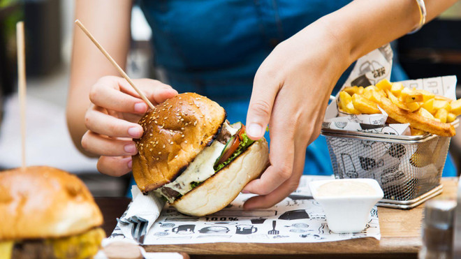 Trường đại học uy tín của Anh nói 'không' với thịt bò từ tháng 9 ảnh 1