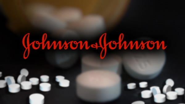 Johnson & Johnson là công ty dược phẩm đầu tiên bị đưa ra xét xử liên quan cuộc khủng hoảng opioid ở Mỹ. (Nguồn: foxbusiness.com) Johnson & Johnson bị phạt 572 triệu USD sau bê bối thuốc giảm đau ảnh 1
