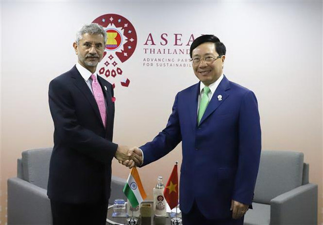 Hoạt động của Phó Thủ tướng Phạm Bình Minh trong khuôn khổ AMM52 ảnh 1