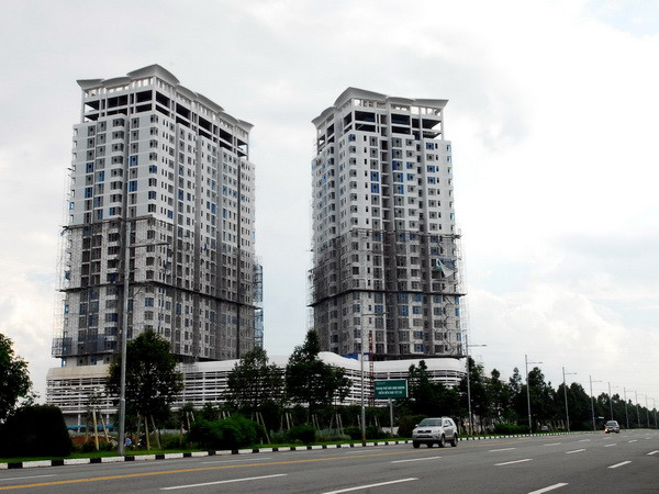 TP Hồ Chí Minh ồ ạt tuyển nhân viên cho các dự án bất động sản ảnh 1