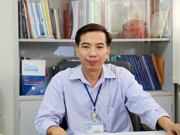 Những người con sinh ra và lớn lên cùng hòa bình đất nước ảnh 1