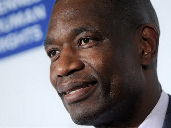 Đoàn bóng rổ Mỹ huấn luyện kỹ năng cho các tuyển thủ trẻ Cuba ảnh 1