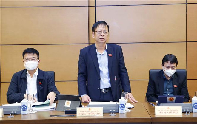 Họp Quốc hội: Đánh giá toàn diện, kỹ lưỡng tác động khi sửa đổi 8 luật ảnh 1