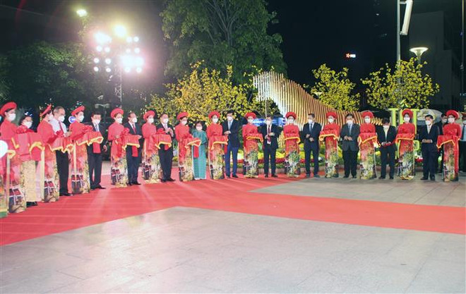 Khai mạc Đường hoa Nguyễn Huệ: Xuân quê hương, ấm tình nhân ái ảnh 2