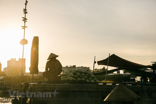 Chợ nổi ở Đồng bằng sông Cửu Long: Nét văn hóa đặc sắc ảnh 2