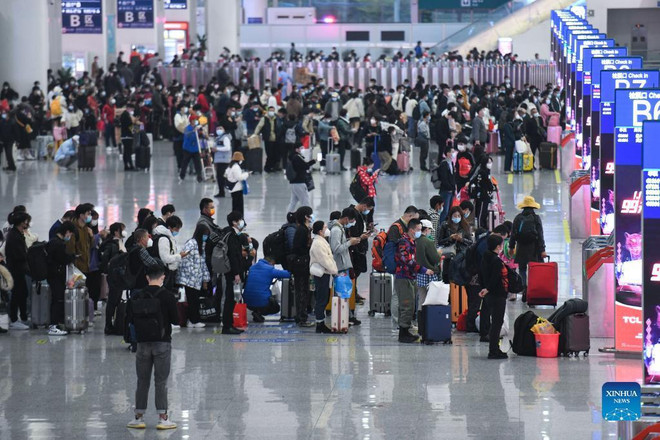 Trung Quốc dự kiến số lượt đi lại trong đợt Xuân vận tăng mạnh ảnh 1