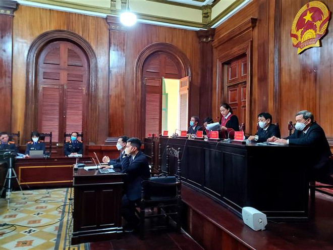 Tuyên phạt cựu Phó Bí thư TP Hồ Chí Minh Tất Thành Cang 10 năm tù ảnh 2