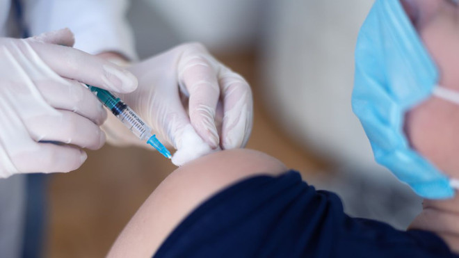 Khai thác công nghệ mRNA phát triển vaccine phòng bệnh zona ảnh 1