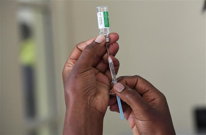 Các nước nghèo từ chối hơn 100 triệu liều vaccine trong tháng 12/2021 ảnh 1