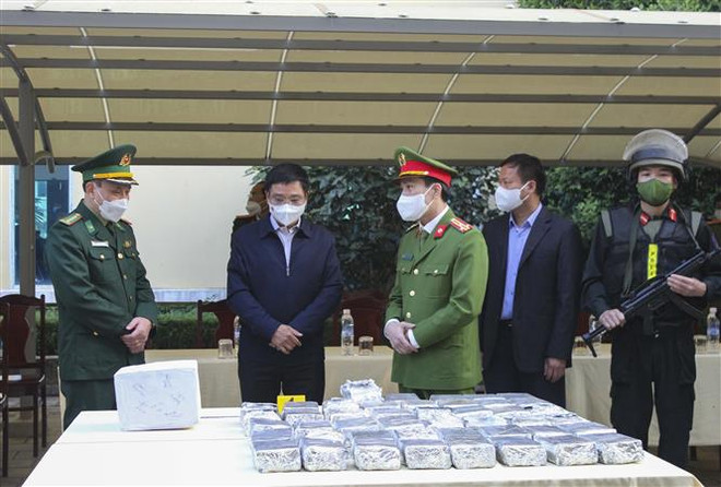 Điện Biên: Chặt đứt đường dây mua bán ma túy, thu giữ 99 bánh heroin ảnh 1