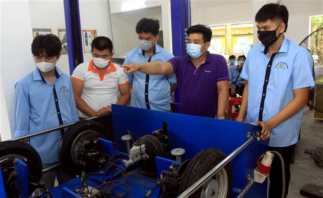 Vị trí giáo dục nghề nghiệp trong đột phá chiến lược về nguồn nhân lực ảnh 2