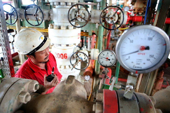 Vietsovpetro đưa vào khai thác giàn ThTC-02 mỏ Thỏ Trắng ảnh 1