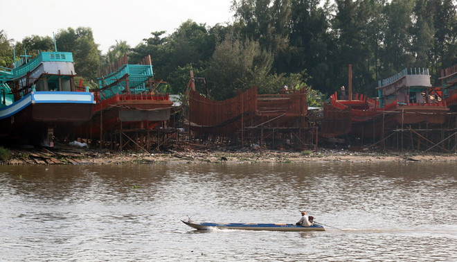 Tạm dừng việc đóng mới hoặc cải hoán tàu làm nghề lưới kéo ảnh 1