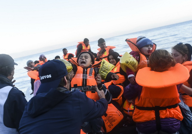 Hy Lạp di dời hơn 2.300 người di cư khỏi biên giới với Macedonia ảnh 1