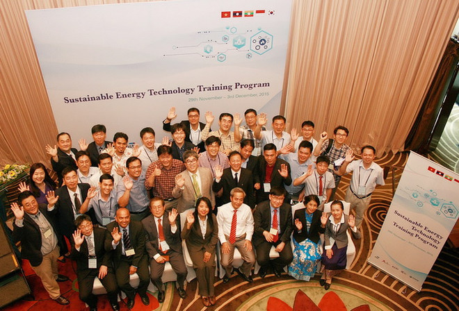 Hợp tác tìm kiếm giải pháp phát triển nguồn năng lượng tái tạo ảnh 1