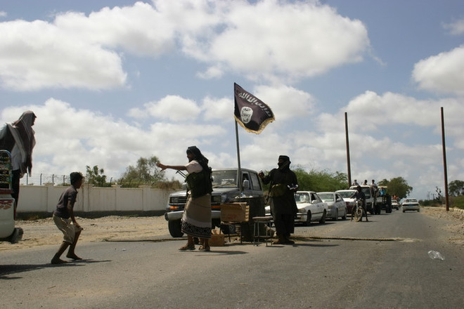 Các phần tử al-Qaeda chiếm 2 thị trấn lớn ở miền Nam Yemen ảnh 1