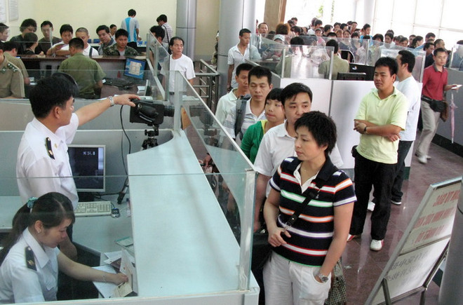 Thí điểm đón khách du lịch Trung Quốc sử dụng giấy thông hành ảnh 1