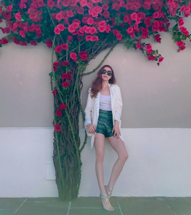 Mãn nhãn với loạt street style khoe chân dài eo thon của mỹ nhân Việt ảnh 8