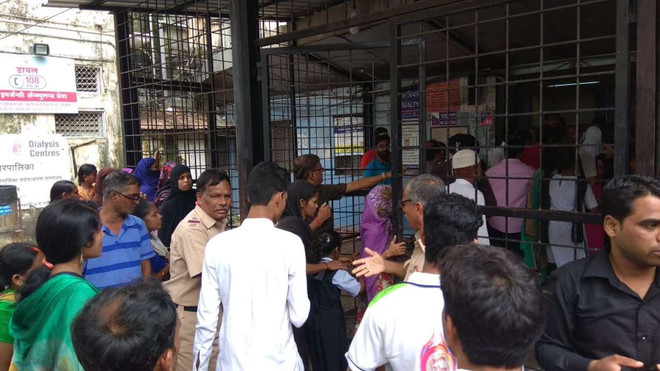 250 học sinh Ấn Độ bị nghi ngộ độc ở trường, 1 người tử vong ảnh 1