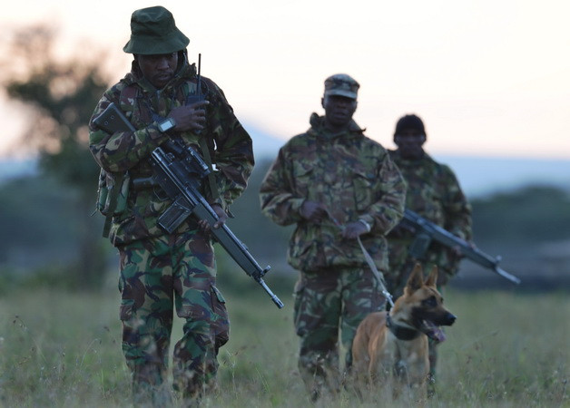 Kenya: 15 binh sỹ thương vong trong vụ nổ bom ven đường ảnh 1