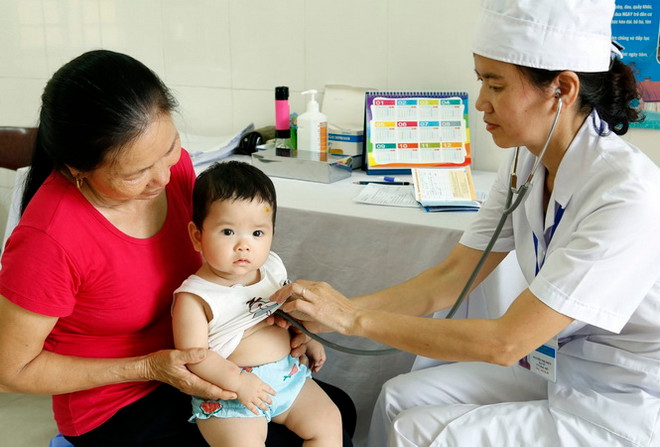 Người dân chưa tin tưởng vào bệnh viện huyện, trạm y tế xã ảnh 2