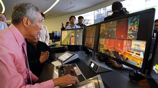 Singapore đầu tư hơn 2,6 tỷ USD nâng công suất hệ thống cảng biển ảnh 1