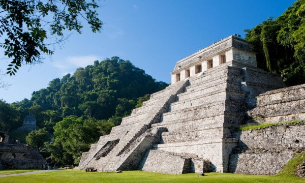 Mexico giải mã thành công hình chạm trổ trên mộ Vua Pakal ảnh 1