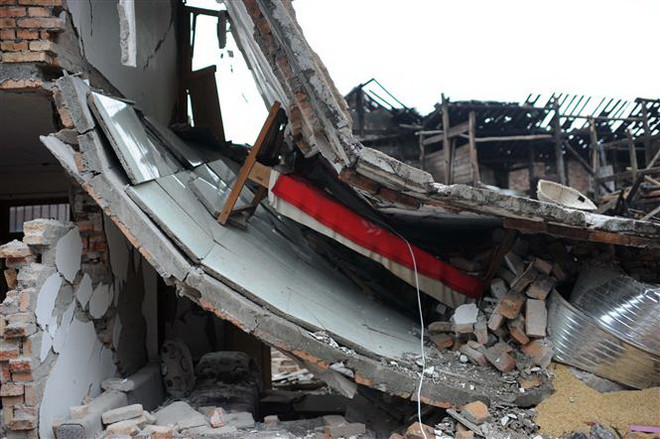 Chưa có báo cáo thương vong trong trận động đất mạnh ở Tứ Xuyên ảnh 1